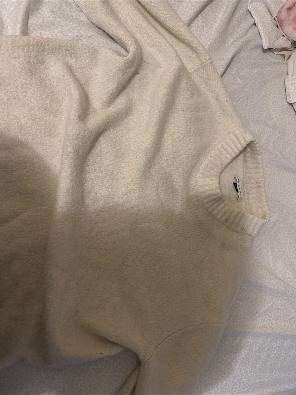 American Eagle Outfitters Cream Women's Crewneck Sweater